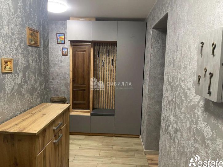 3-комн квартира улица Добролюбова, 25,  д. 25