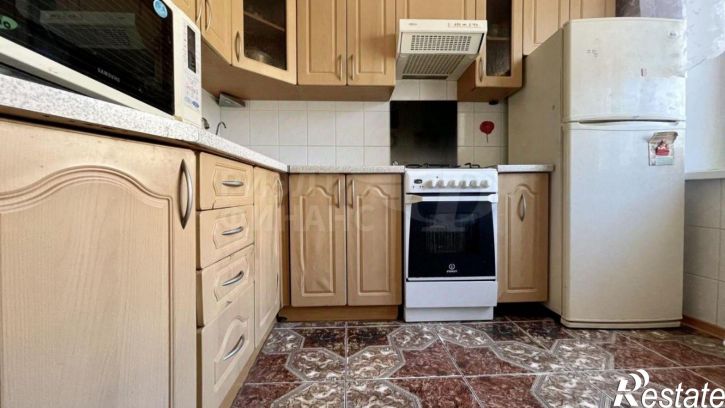 2-комн квартира Южный б-р, 23,  д. 23