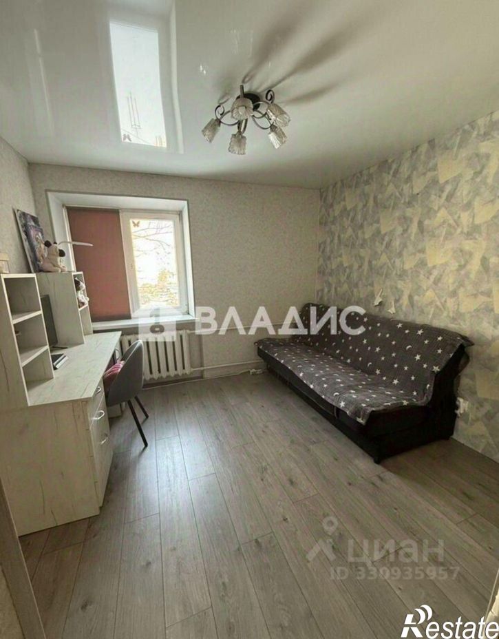 2-комн квартира площадь Калинина, 25,  д. 25