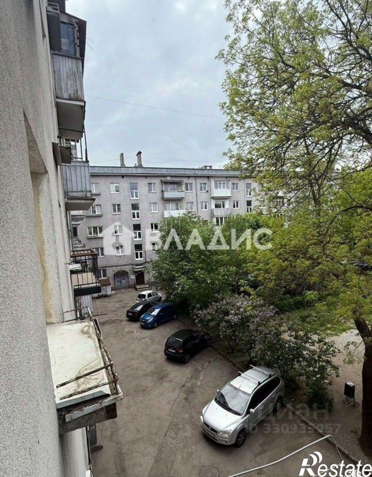 2-комн квартира площадь Калинина, 25,  д. 25
