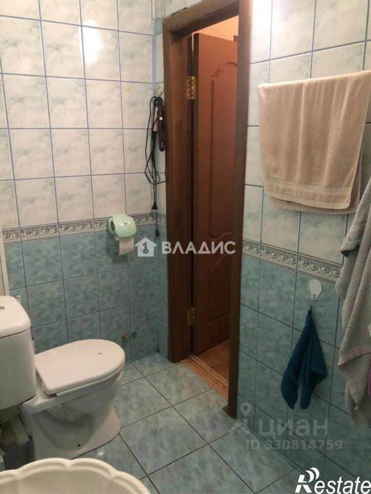 2-комн квартира ул Подполковника Емельянова, 296,  д. 296