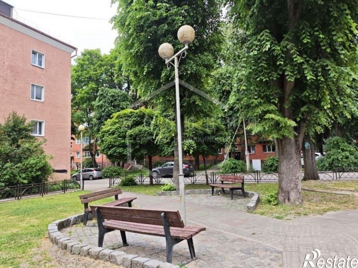 2-комн квартира ул Младшего лейтенанта Ротко, 13,  д. 13