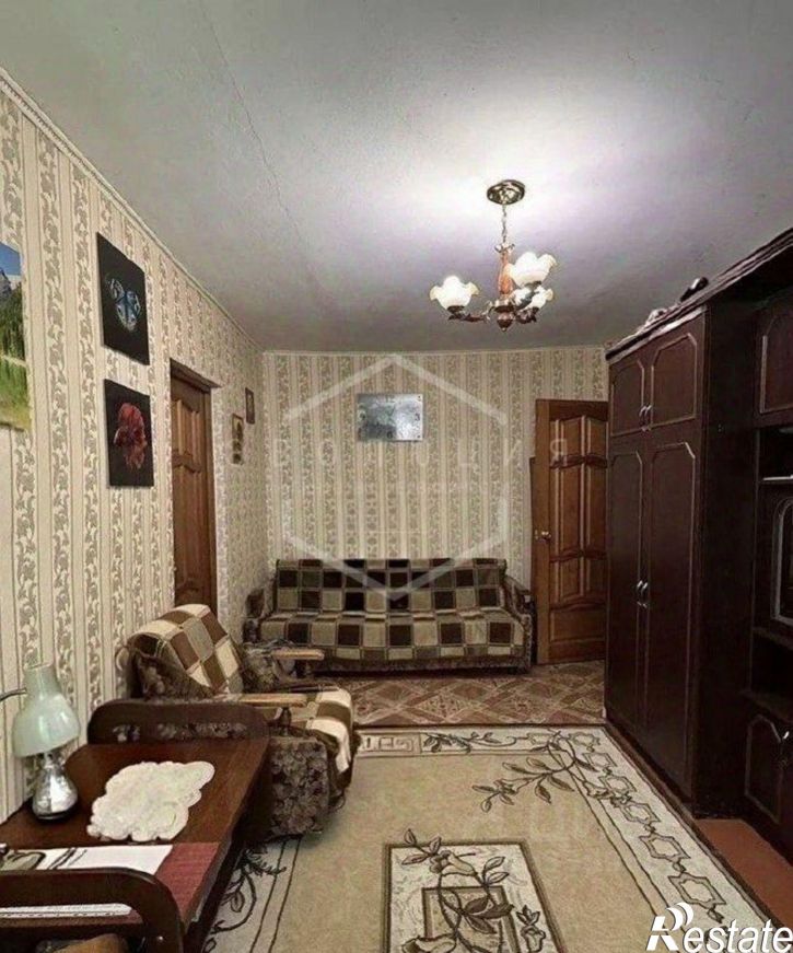 2-комн квартира ул Младшего лейтенанта Ротко, 13,  д. 13