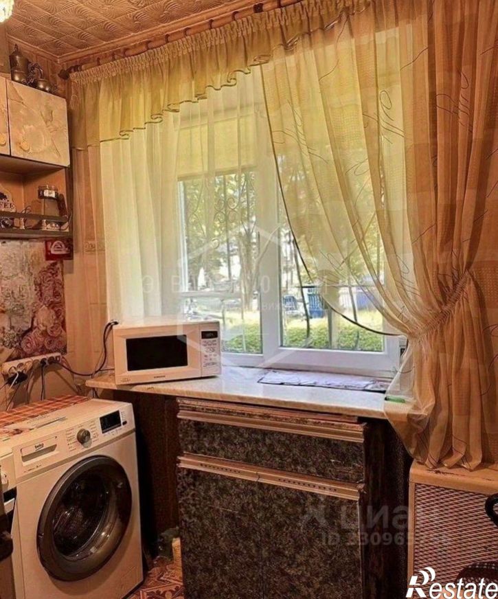 2-комн квартира ул Младшего лейтенанта Ротко, 13,  д. 13
