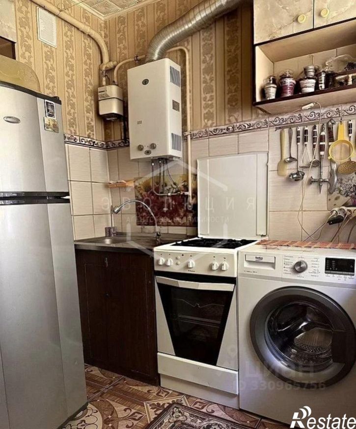 2-комн квартира ул Младшего лейтенанта Ротко, 13,  д. 13