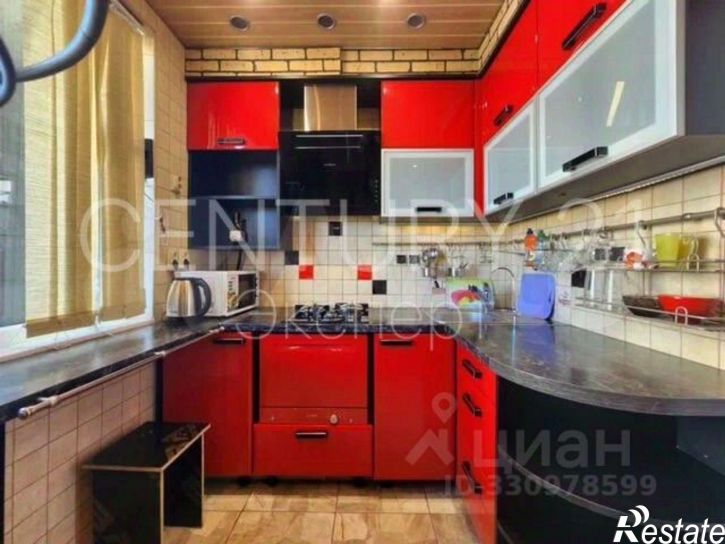 3-комн квартира улица Багратиона, 13,  д. 13