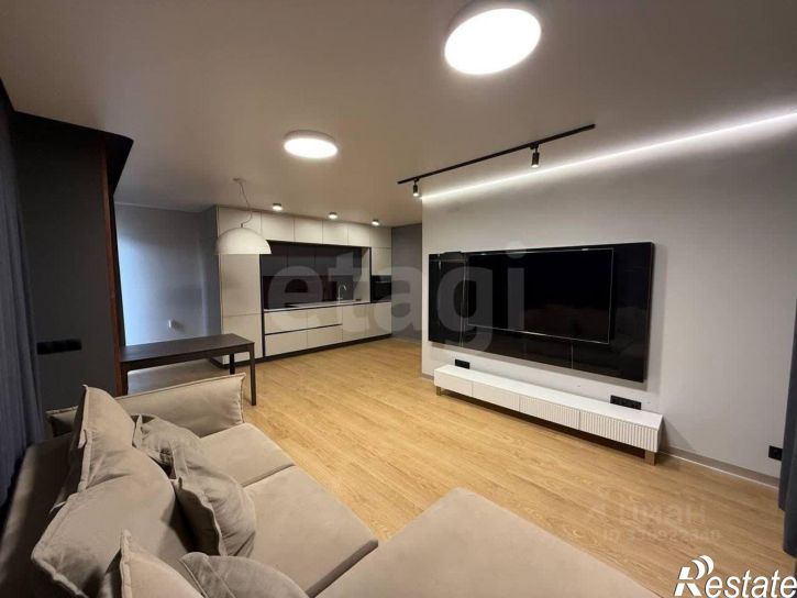 3-комн квартира ул Генерала Толстикова, 17,  д. 17