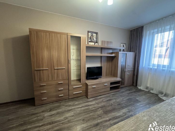 1-комн квартира пр-кт Победы, 140,  д. 140