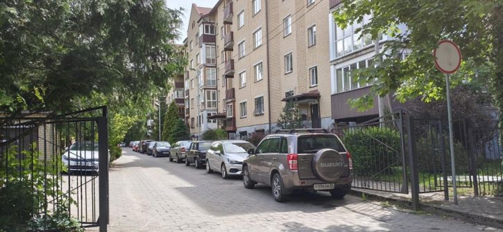 2-комн квартира Россия, Сержанта Мишина ул, 3