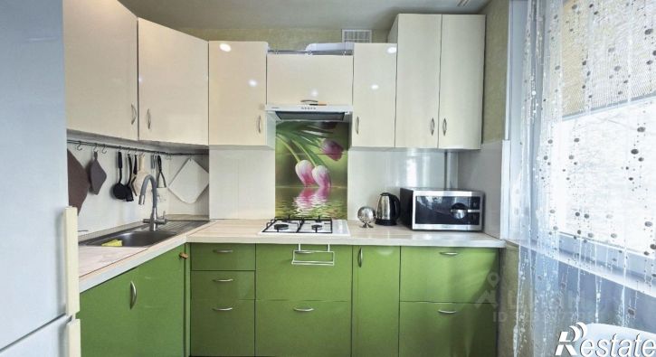 2-комн квартира улица 9-го Апреля, 90,  д. 90