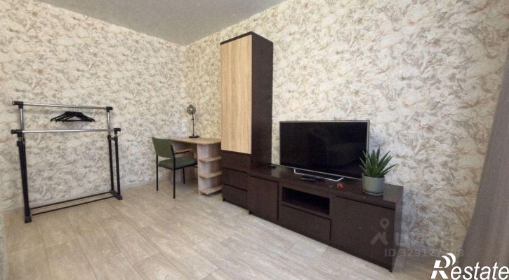 2-комн квартира улица 9-го Апреля, 90,  д. 90