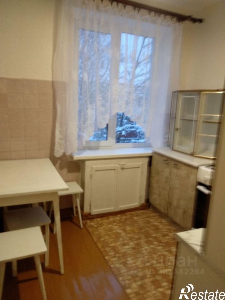 3-комн квартира улица Потёмкина, 3,  д. 3