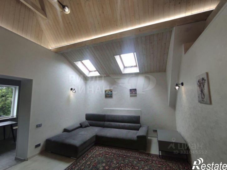 4-комн квартира улица Старшины Дадаева, 21,  д. 21