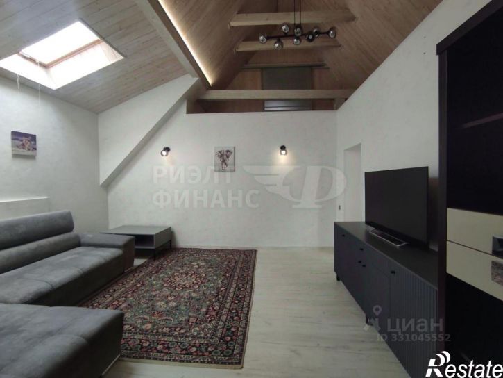 4-комн квартира улица Старшины Дадаева, 21,  д. 21