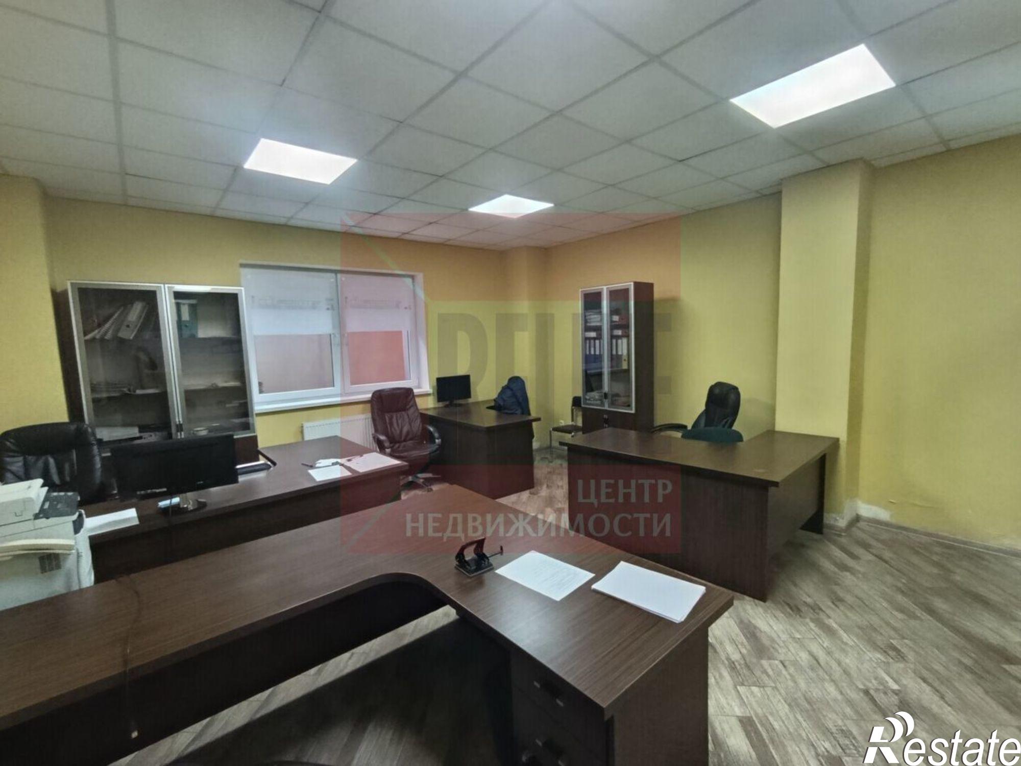 Сдать офис, помещение под офис за 99 576 рублей на ул Горького, 11