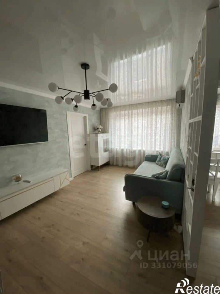 2-комн квартира улица Космонавта Леонова, 58-60,  д. 58-60