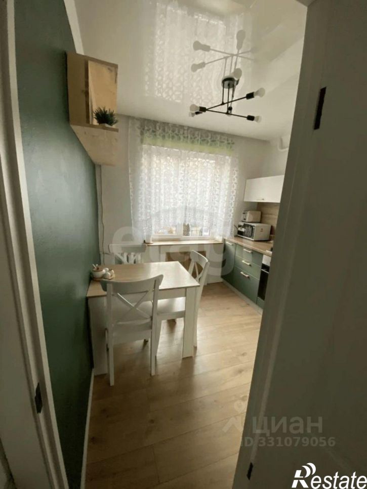 2-комн квартира улица Космонавта Леонова, 58-60,  д. 58-60