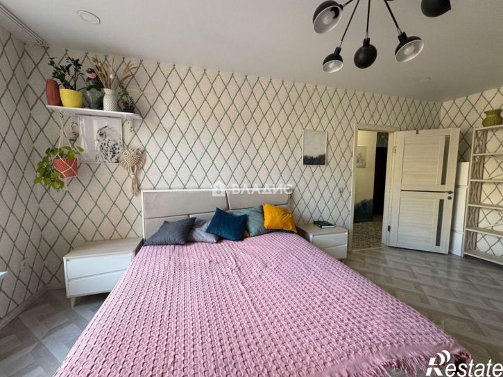 2-комн квартира проспект Победы, 80,  д. 80