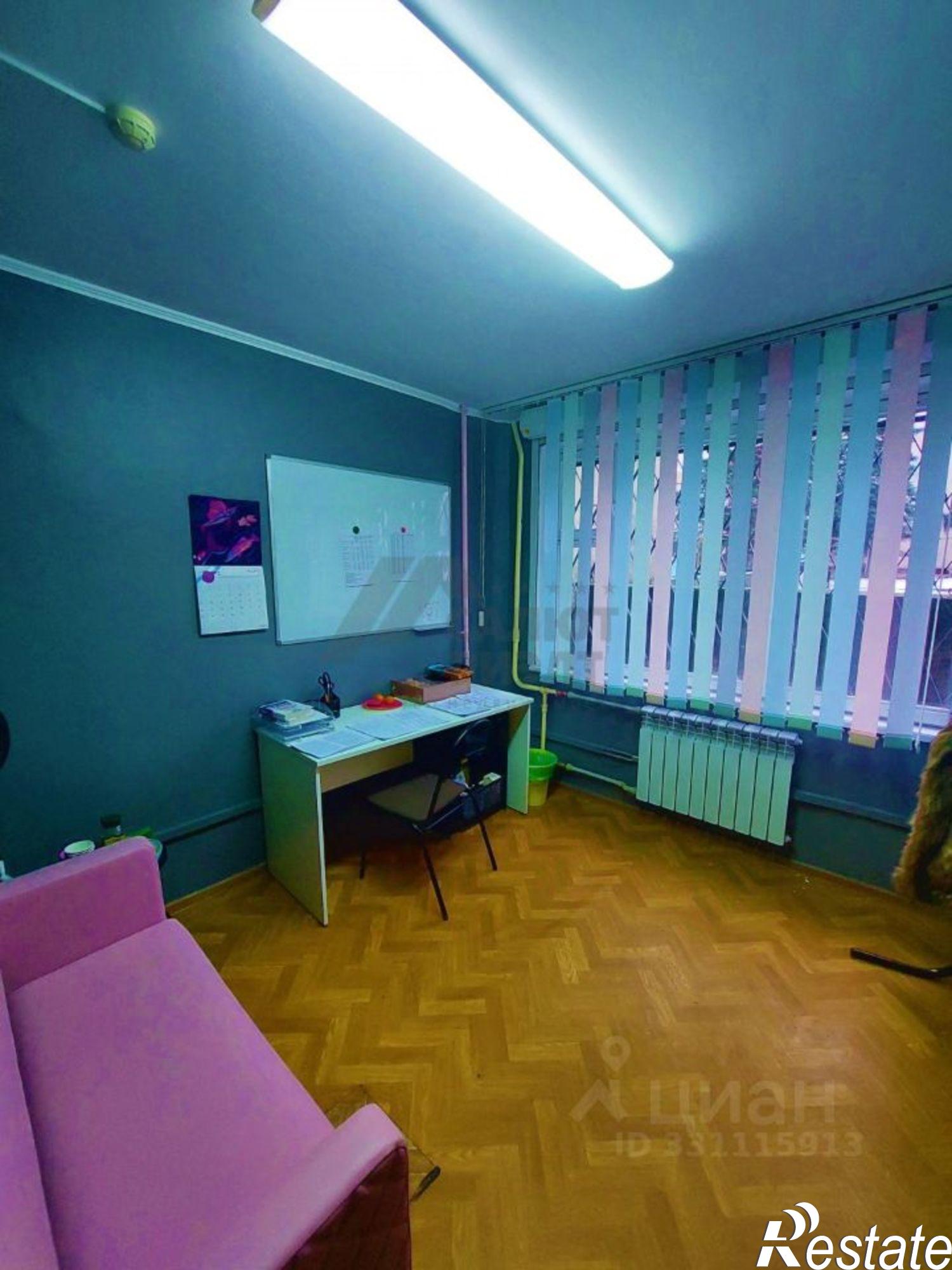 Купить офис, помещение под офис за 16 984 900 рублей на ул Клиническая, 12
