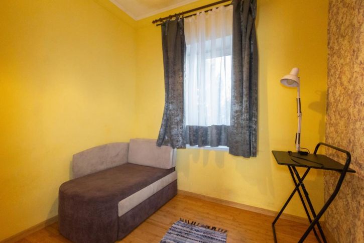 2-комн квартира Коммунальный Переулок, 3