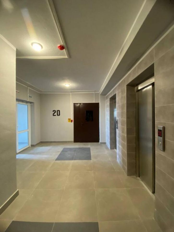 2-комн квартира Гайдара, 90