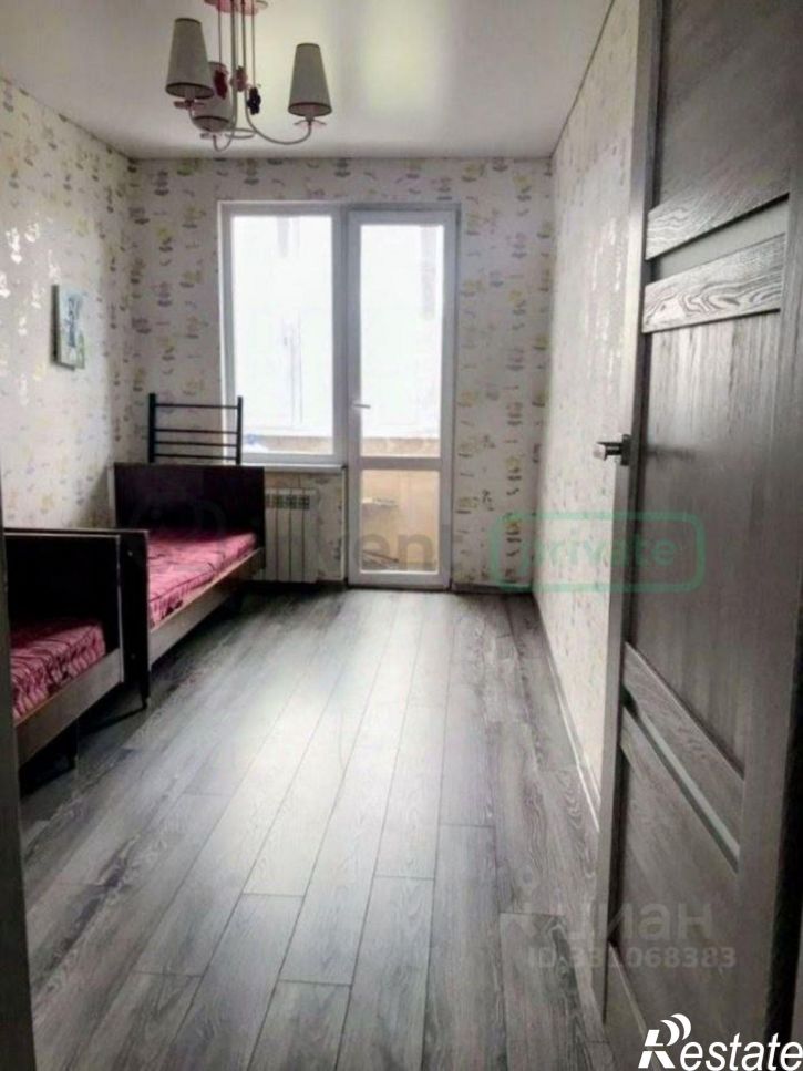3-комн квартира ул Л.Иванихиной, 1,  д. 1