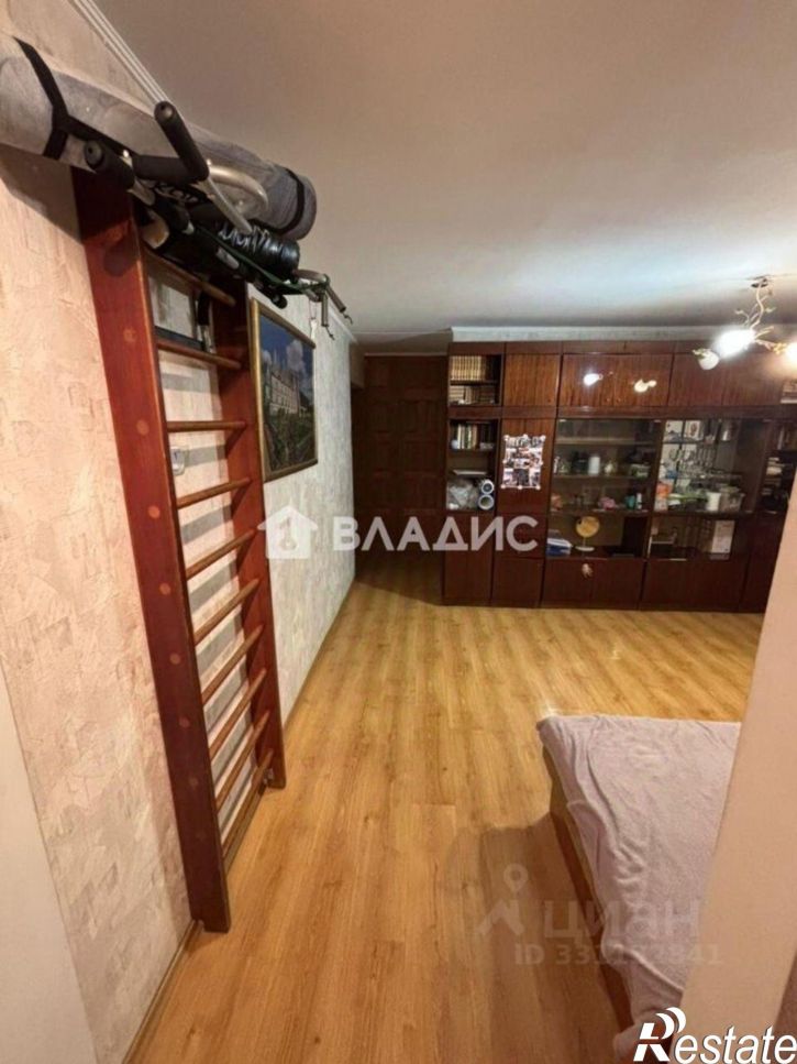 3-комн квартира ул Генерал-лейтенанта Озерова, 10,  д. 10