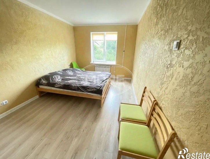 1-комн квартира улица Подполковника Емельянова, 246,  д. 246