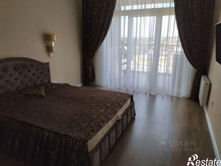 2-комн квартира Артиллерийская улица, 81,  д. 81