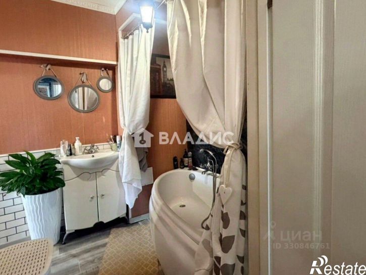 3-комн квартира пл Калинина, 29,  д. 29