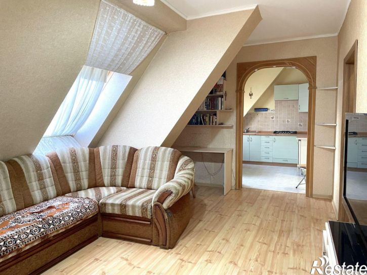 2-комн квартира Осенняя улица, 24,  д. 24