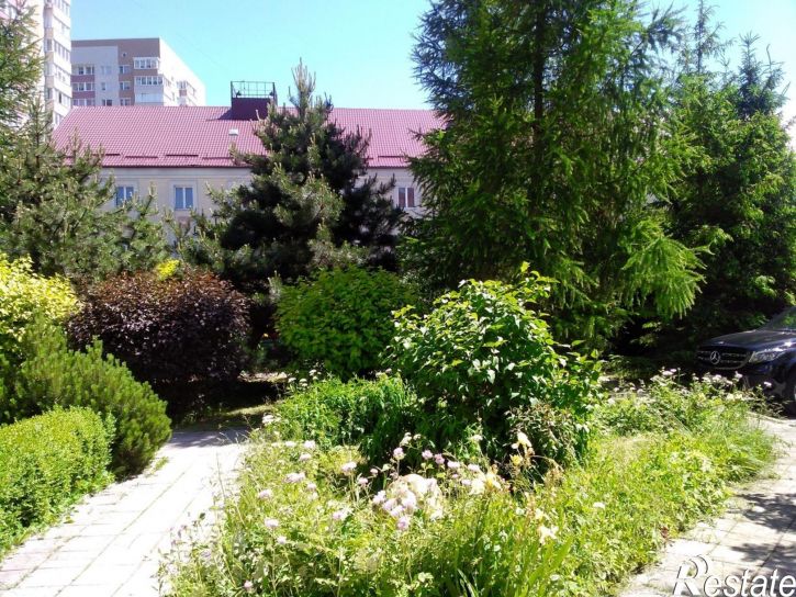 2-комн квартира Осенняя улица, 24,  д. 24