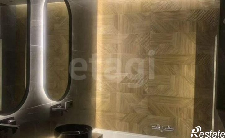 3-комн квартира Лужская улица, 23Б,  д. 23Б