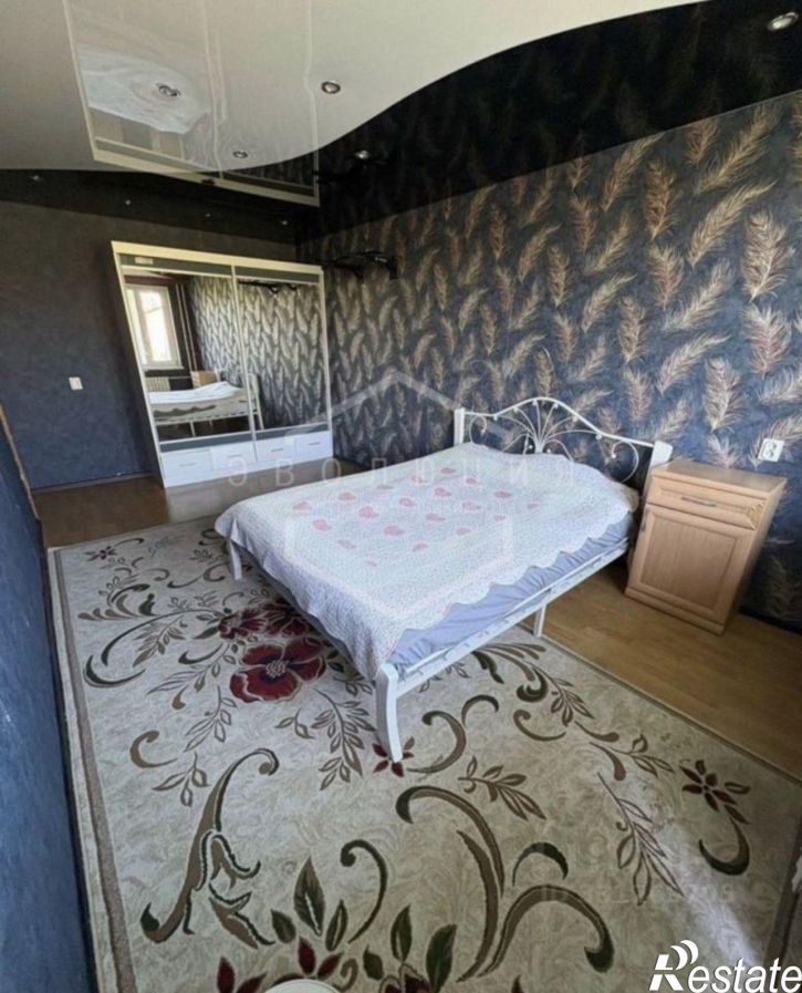3-комн квартира ул Генерала Толстикова, 77,  д. 77