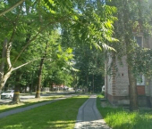 2-комн, 36кв м, этаж 1/2 улица Подполковника Емельянова, 88А
