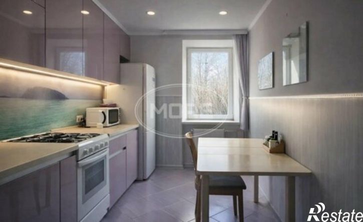4-комн квартира Земельная улица, 4А,  д. 4А