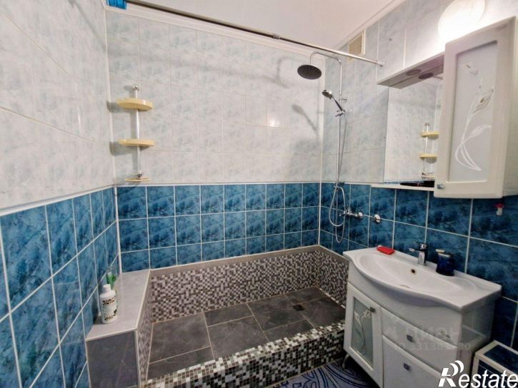 2-комн квартира улица Генерала Челнокова, 18,  д. 18