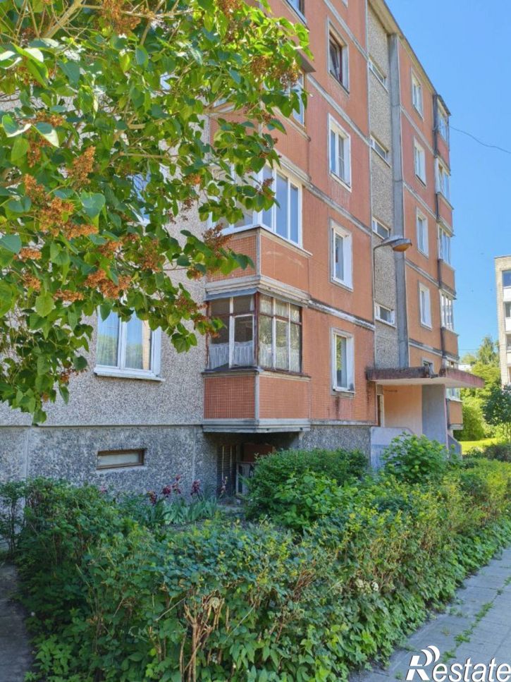 2-комн квартира улица Подполковника Емельянова, 270,  д. 270