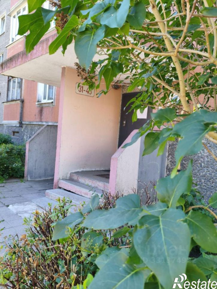 2-комн квартира улица Подполковника Емельянова, 270,  д. 270