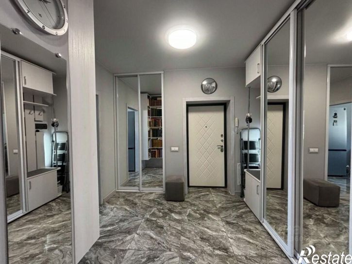 2-комн квартира улица Александра Невского, 273,  д. 273