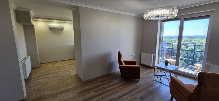 2-комн квартира Россия, Сержанта Колоскова ул, 8