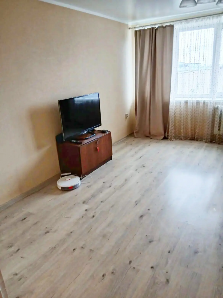 3-комн квартира Россия, Батальная ул, 69