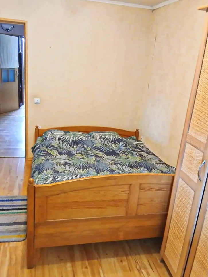 3-комн квартира Россия, Батальная ул, 69