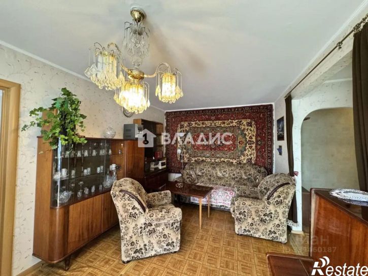 2-комн квартира улица Чекистов, 11,  д. 11