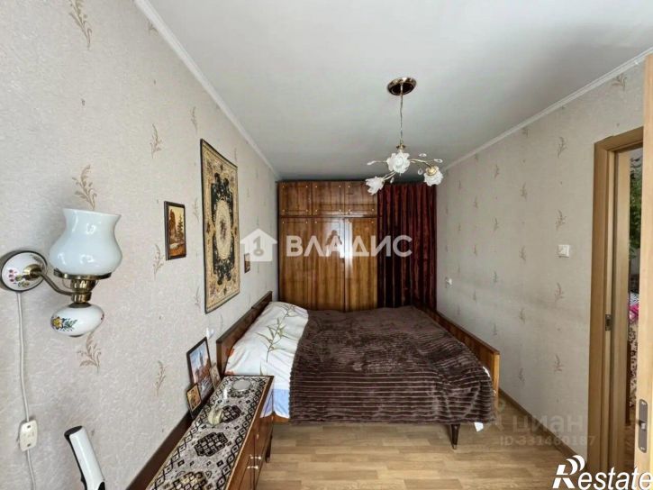 2-комн квартира улица Чекистов, 11,  д. 11