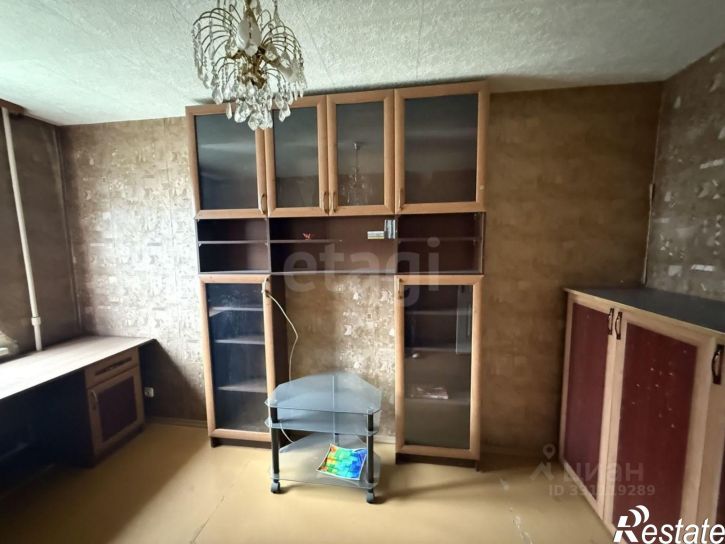 3-комн квартира улица Чекистов, 5,  д. 5
