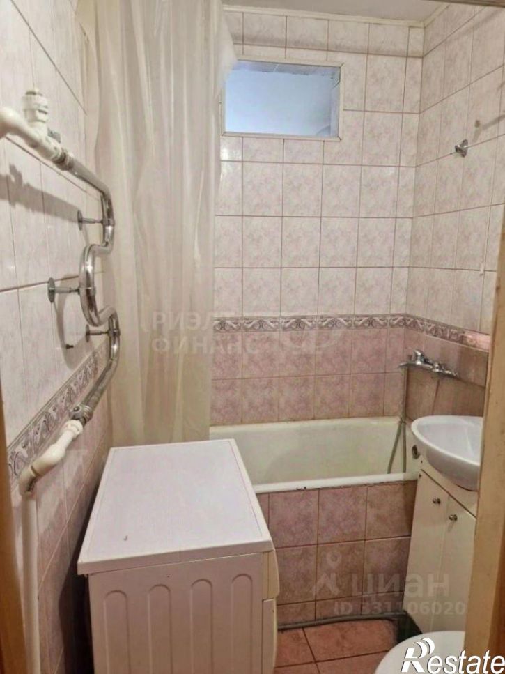 1-комн квартира улица Подполковника Емельянова, 66,  д. 66