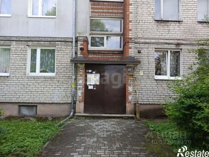 1-комн квартира улица Подполковника Емельянова, 48,  д. 48