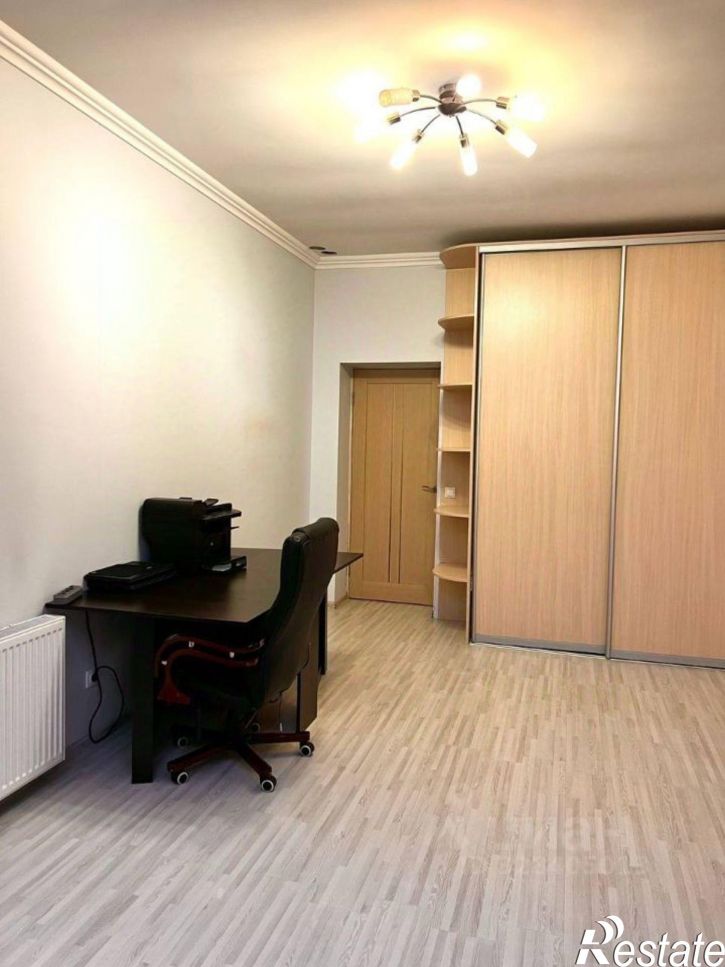 2-комн квартира ул В.Гакуна, 9,  д. 9