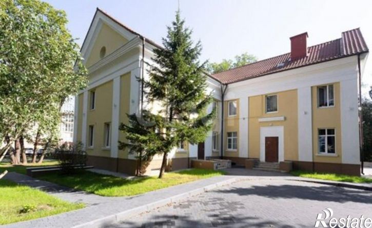 3-комн квартира Бассейная улица, 44,  д. 44